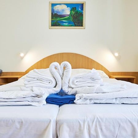 Nimrod Vendeghaz Hotel Hajduszoboszlo Ngoại thất bức ảnh
