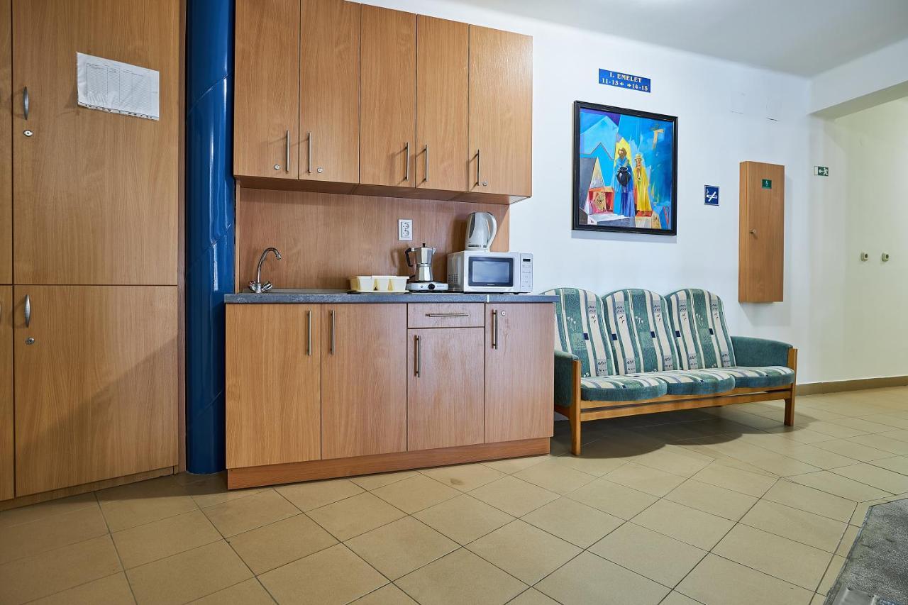Nimrod Vendeghaz Hotel Hajduszoboszlo Ngoại thất bức ảnh