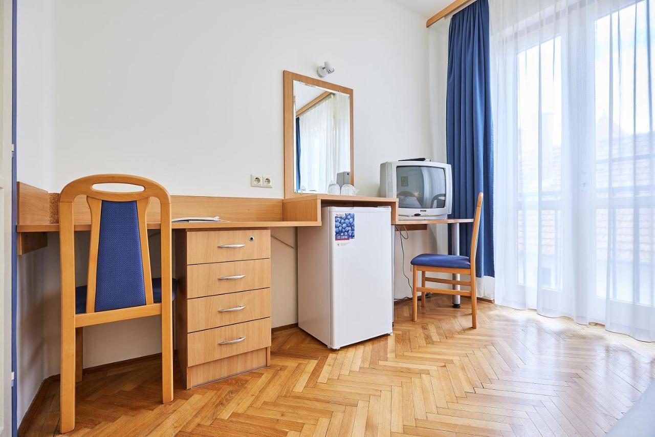 Nimrod Vendeghaz Hotel Hajduszoboszlo Ngoại thất bức ảnh